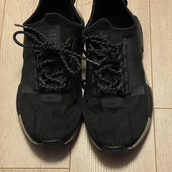 Adidas NMD Womens Size 7 23.5 Cm Black White Athletic Sneakers - Picture 4 of 9